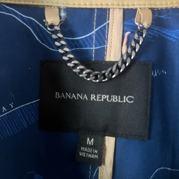 Retired Banana Republic Tan and Blue Trench Coat - Picture 5 of 9